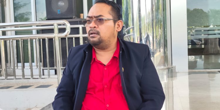 “Kutim Seperti Tak Punya Bupati”: Faizal Geram Harga Sawit Anjlok